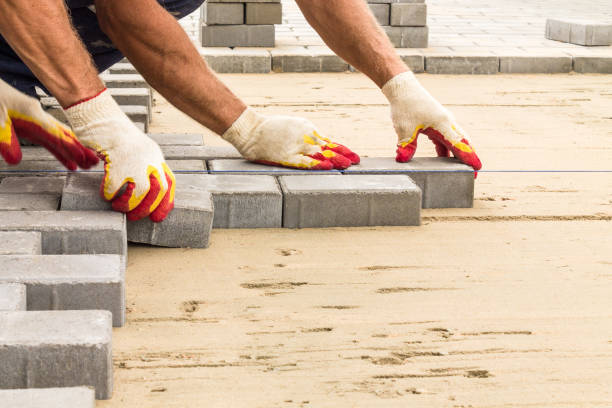 Best Custom Driveway Pavers  in Maple Bluff, WI